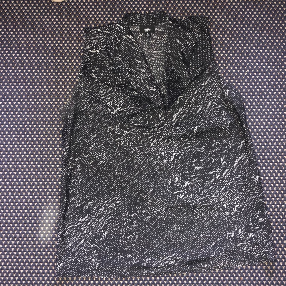 Women’s blouse